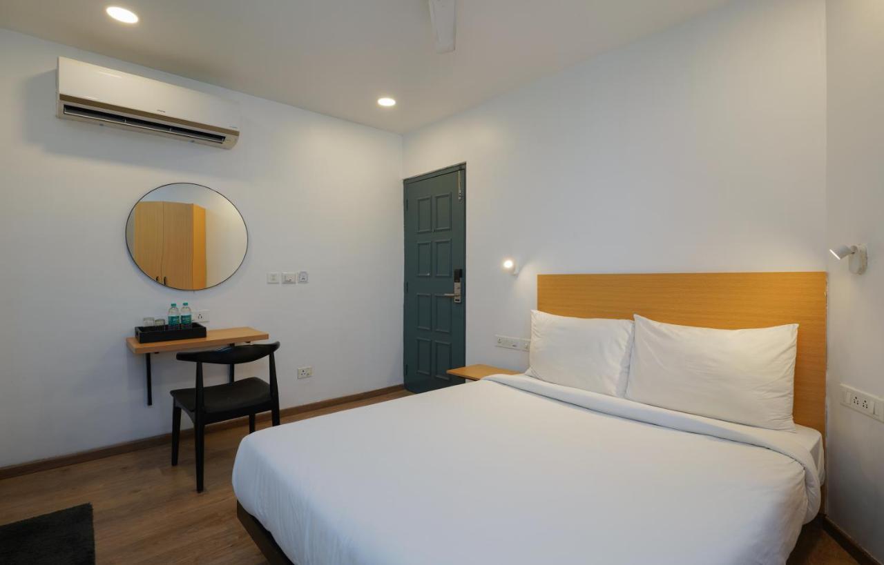 Uptown Hotel Nagpur Esterno foto